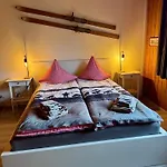 Lazy Rancho - Eiger - Moench - Jungfrau - * Interlaken