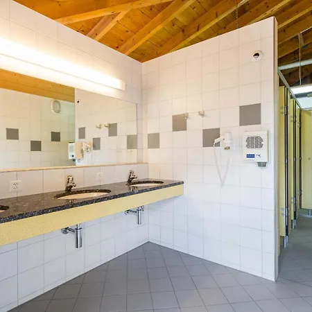 Lazy Rancho - Eiger - Moench - Jungfrau - Campingplads Interlaken