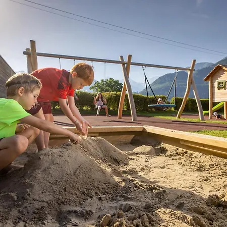 Lazy Rancho - Eiger - Moench - Jungfrau - Campingplads