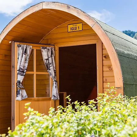 Camping Lazy Rancho - Family & Adventure Kamp alanı Interlaken