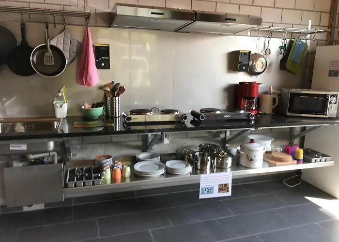 Кемпінг Lazy Rancho - Eiger - Moench - Jungfrau - Інтерлакен