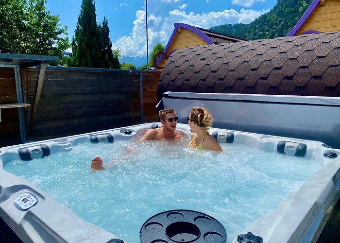 Lazy Rancho - Eiger - Moench - Jungfrau - 因特拉肯