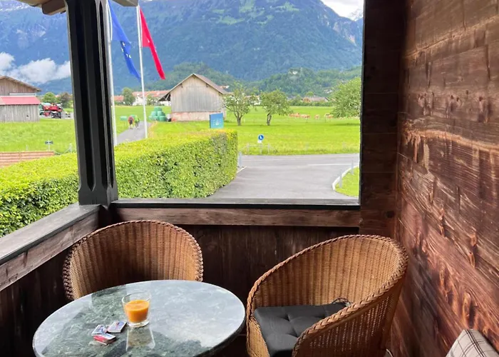 Lazy Rancho - Eiger - Moench - Jungfrau - Інтерлакен